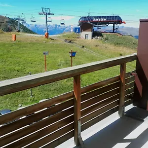 comfortable-studio-in-aime-la-plagne.hotels-rhonealpes.com/